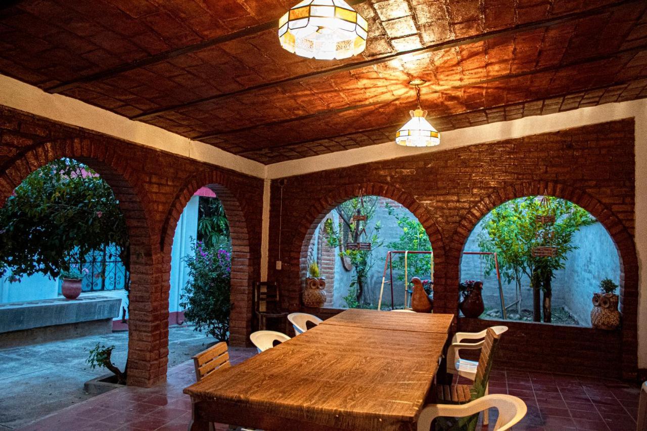 Villa Flores, Casa En El Centro De Маскота Экстерьер фото