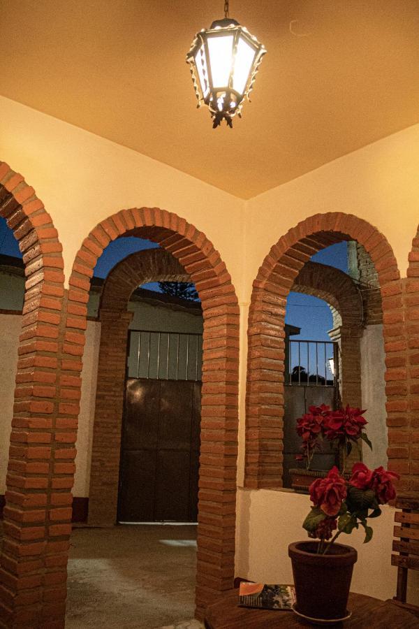 Villa Flores, Casa En El Centro De Маскота Экстерьер фото