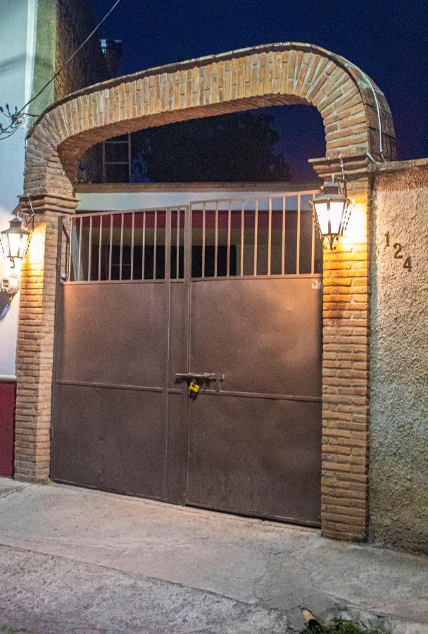 Villa Flores, Casa En El Centro De Маскота Экстерьер фото