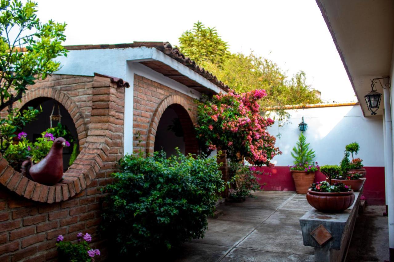 Villa Flores, Casa En El Centro De Маскота Экстерьер фото